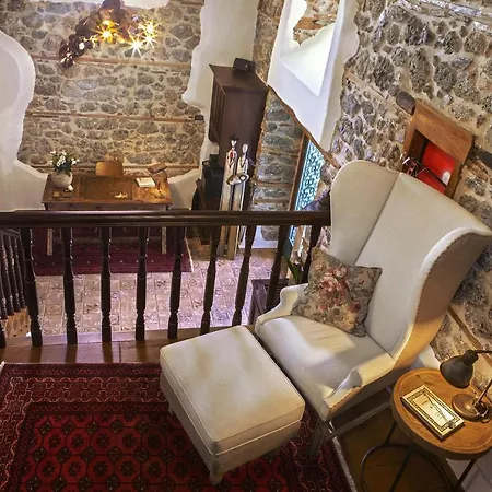 Robolo Boutique 3*