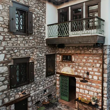 Robolo Boutique Hotel 3*