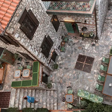 Robolo Boutique Hotel 3*