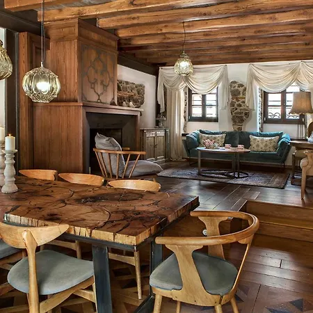 Robolo Boutique Hotel 3*